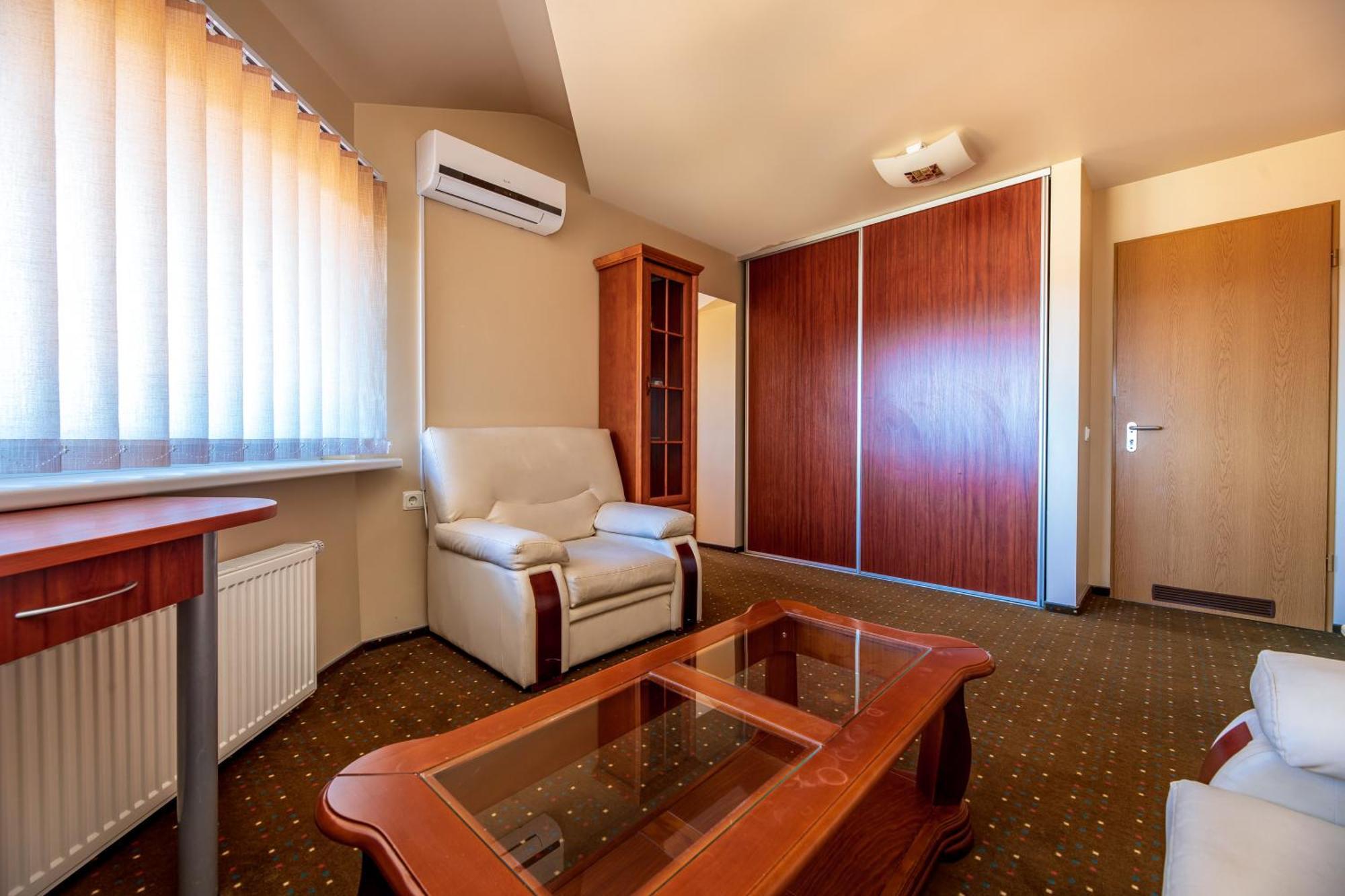 Apartamentai "Tenisas" Palanga Exterior photo