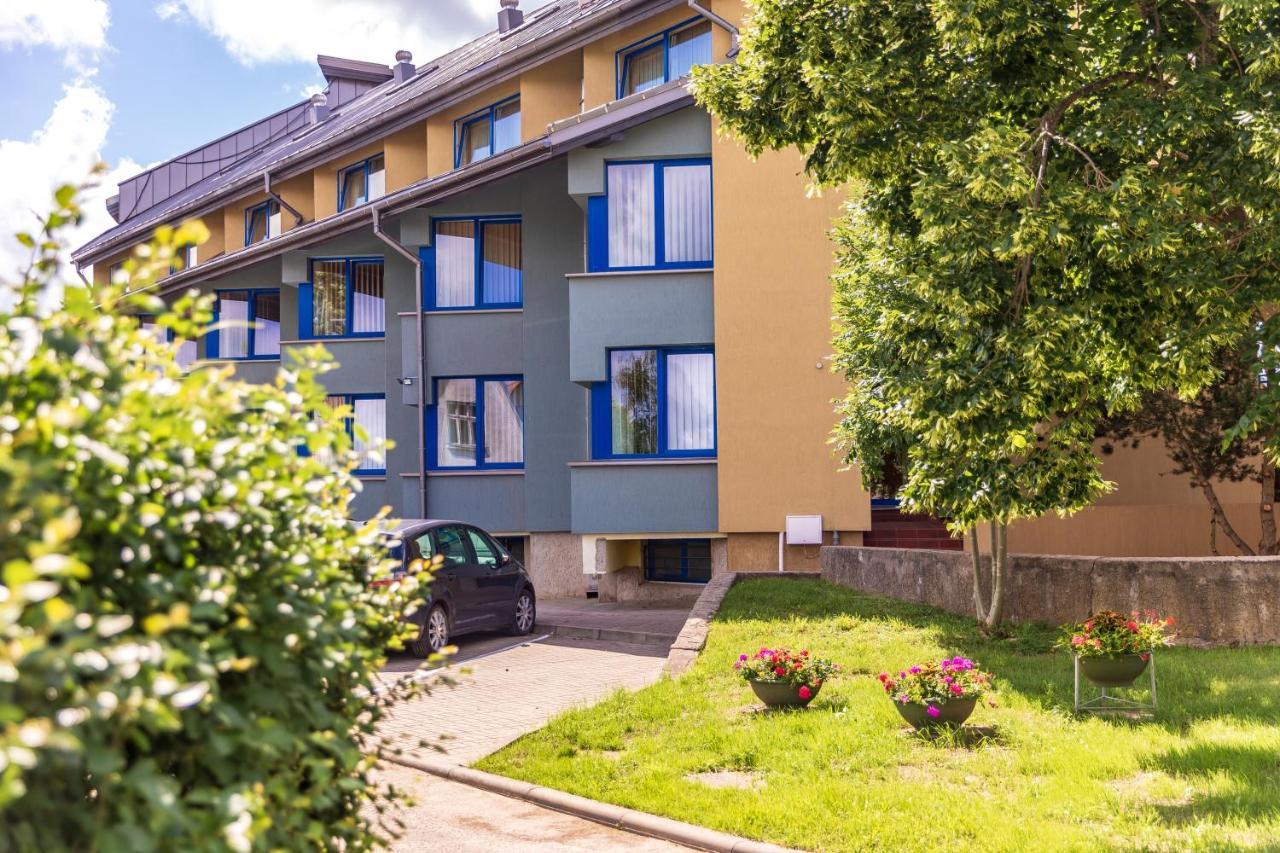 Apartamentai "Tenisas" Palanga Exterior photo